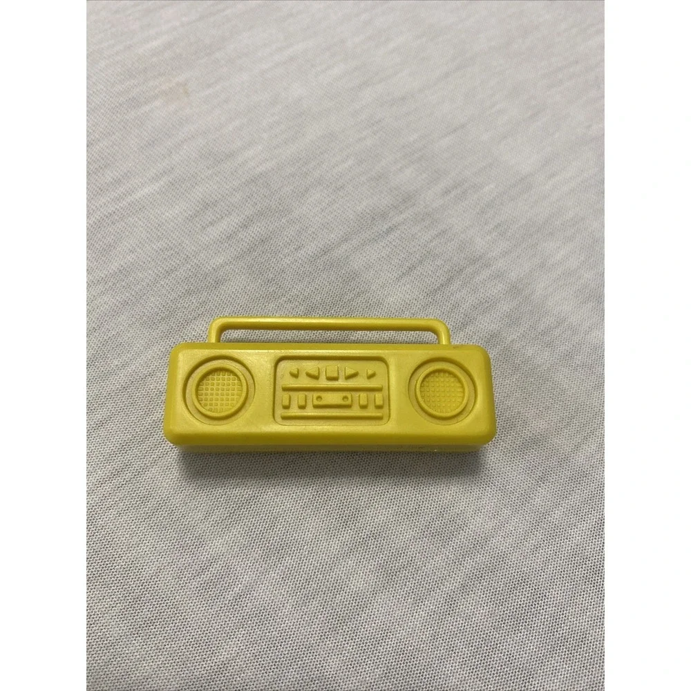 Mattel Fashion Avenue‎ Ken #18099 Yellow Boom Box Replacement
